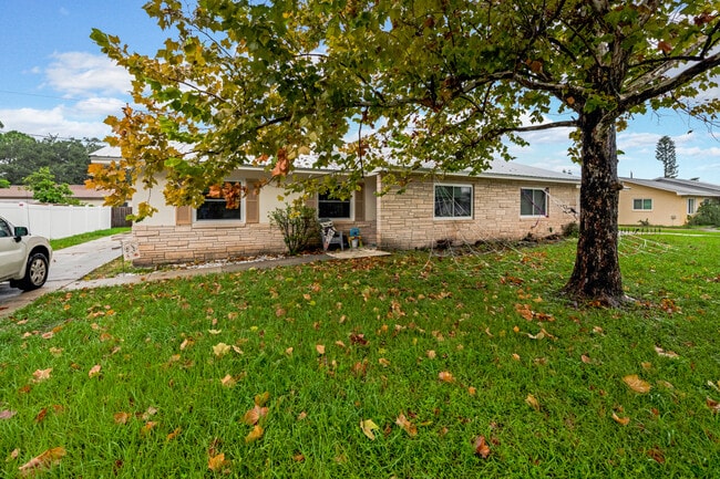 Building Photo - 5172 Taylor Ave