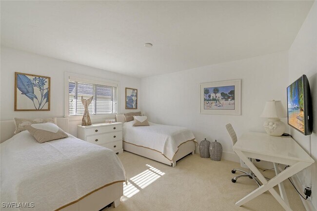 Building Photo - 239 Torrey Pines Point