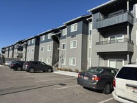 Building Photo - 3 bedroom in Caldwell ID 83605