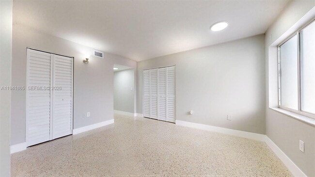 Building Photo - 426 NW 13th Ave