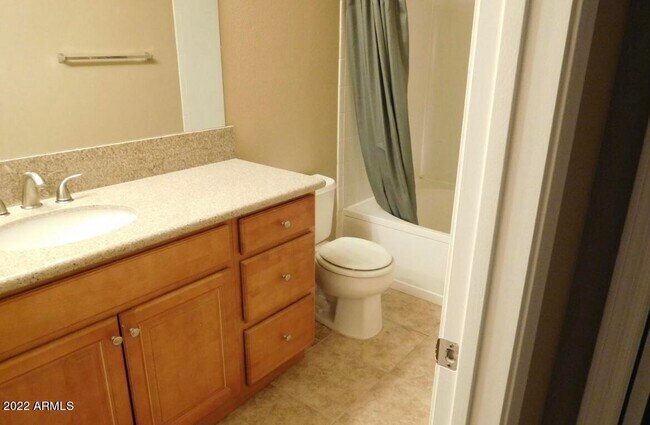 Building Photo - 5345 E Van Buren St