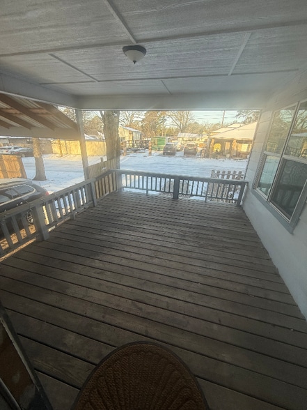 Building Photo - 2538 W Van St