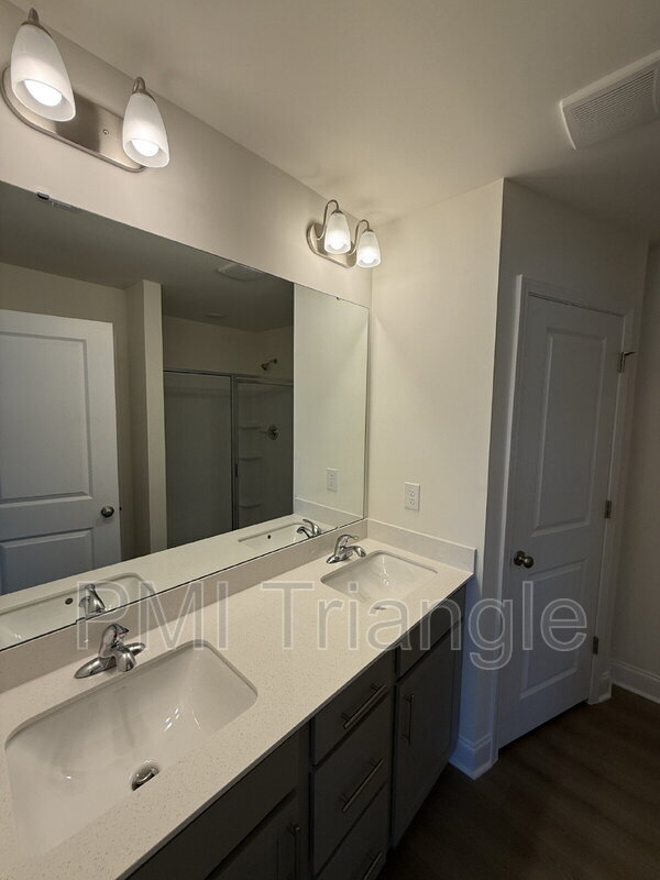 Building Photo - 6401 Granite Quarry Dr