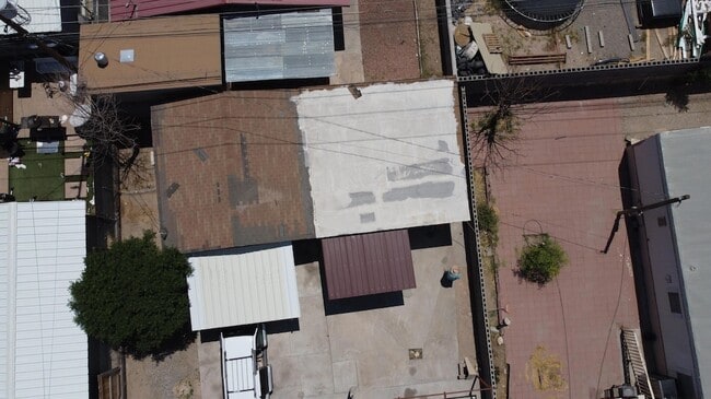 Building Photo - 8606 Gateway Blvd