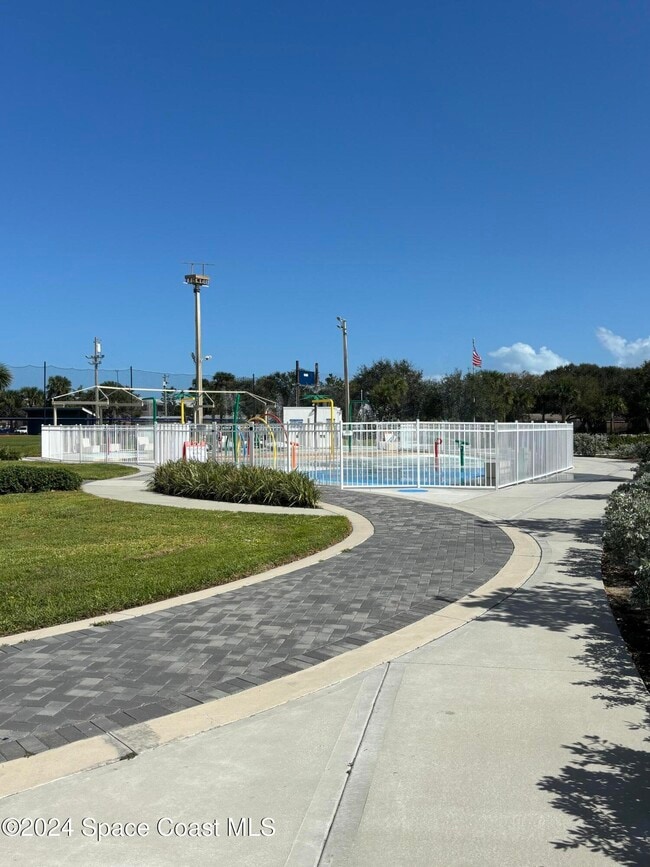 Building Photo - 419 Madison Ave