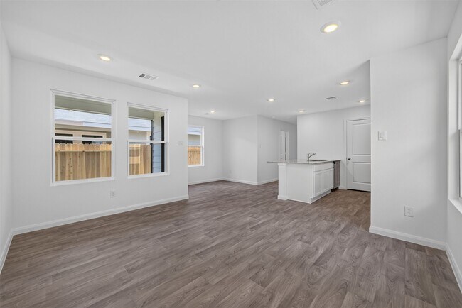 Building Photo - 11927 Detar Ct