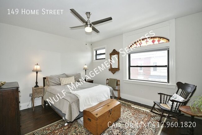 Building Photo - 149 Home St