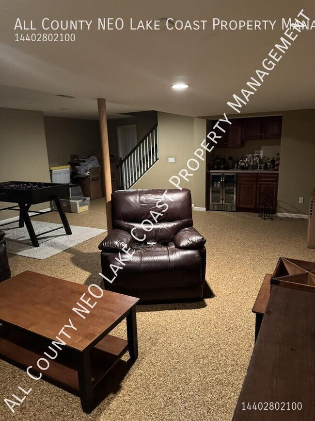 Building Photo - 31866 Hazelwood Ln