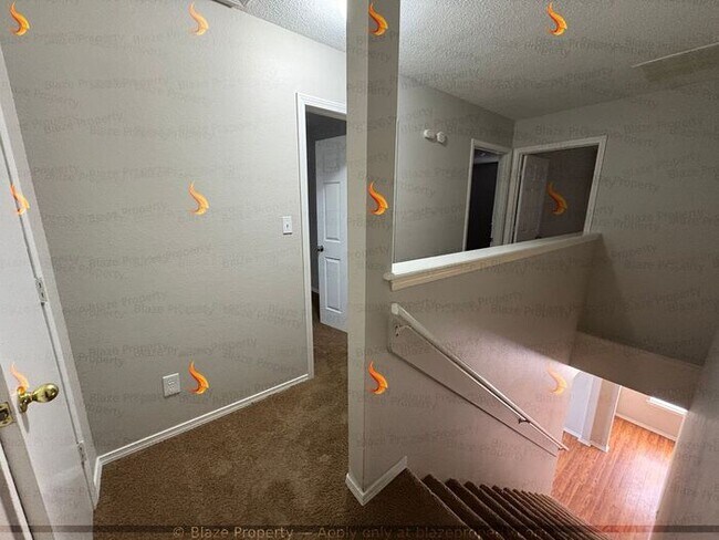 Building Photo - NOW LEASING : 3 Bed 2.5 Bath Townhouses