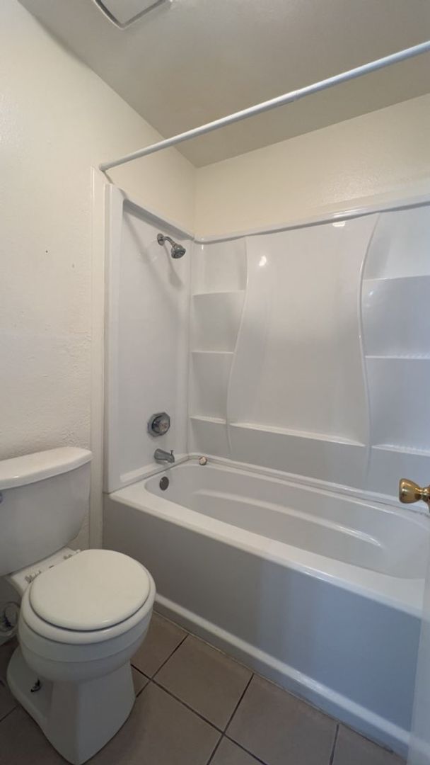 Building Photo - 6771 California St