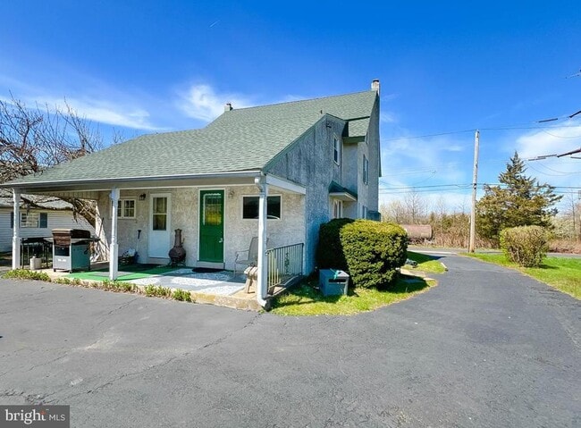 Building Photo - 1153 Greeley Ave