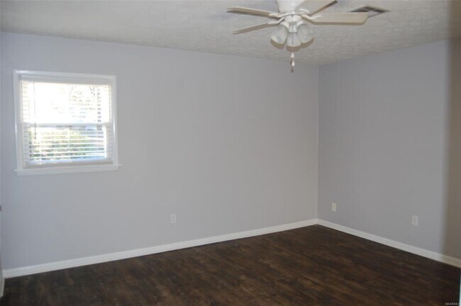 Building Photo - 633 Wetumpka St