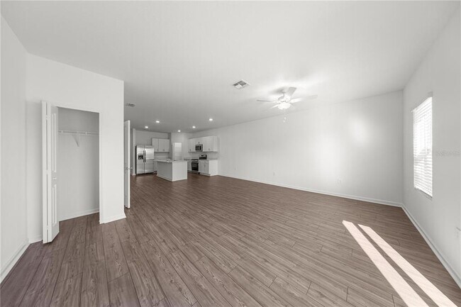 Building Photo - 4883 SW 81st Lp