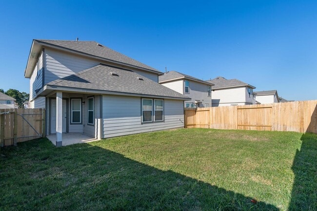 Building Photo - 4910 Sweet Chestnut Ln