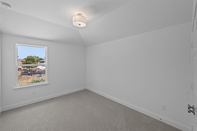 Building Photo - 307 Athenia Dr