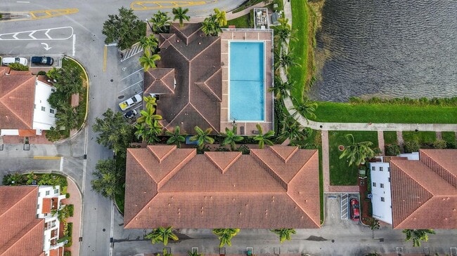 Building Photo - 2705 SW 119th Way