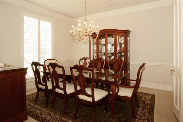 Building Photo - 8617 Orchard Hill Dr