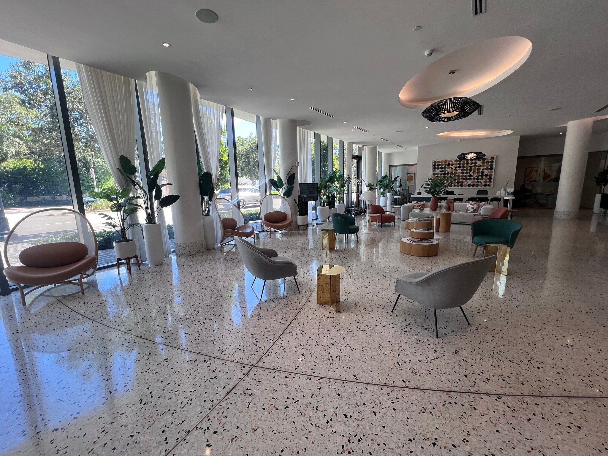 Building Photo - 556 NE 57th St