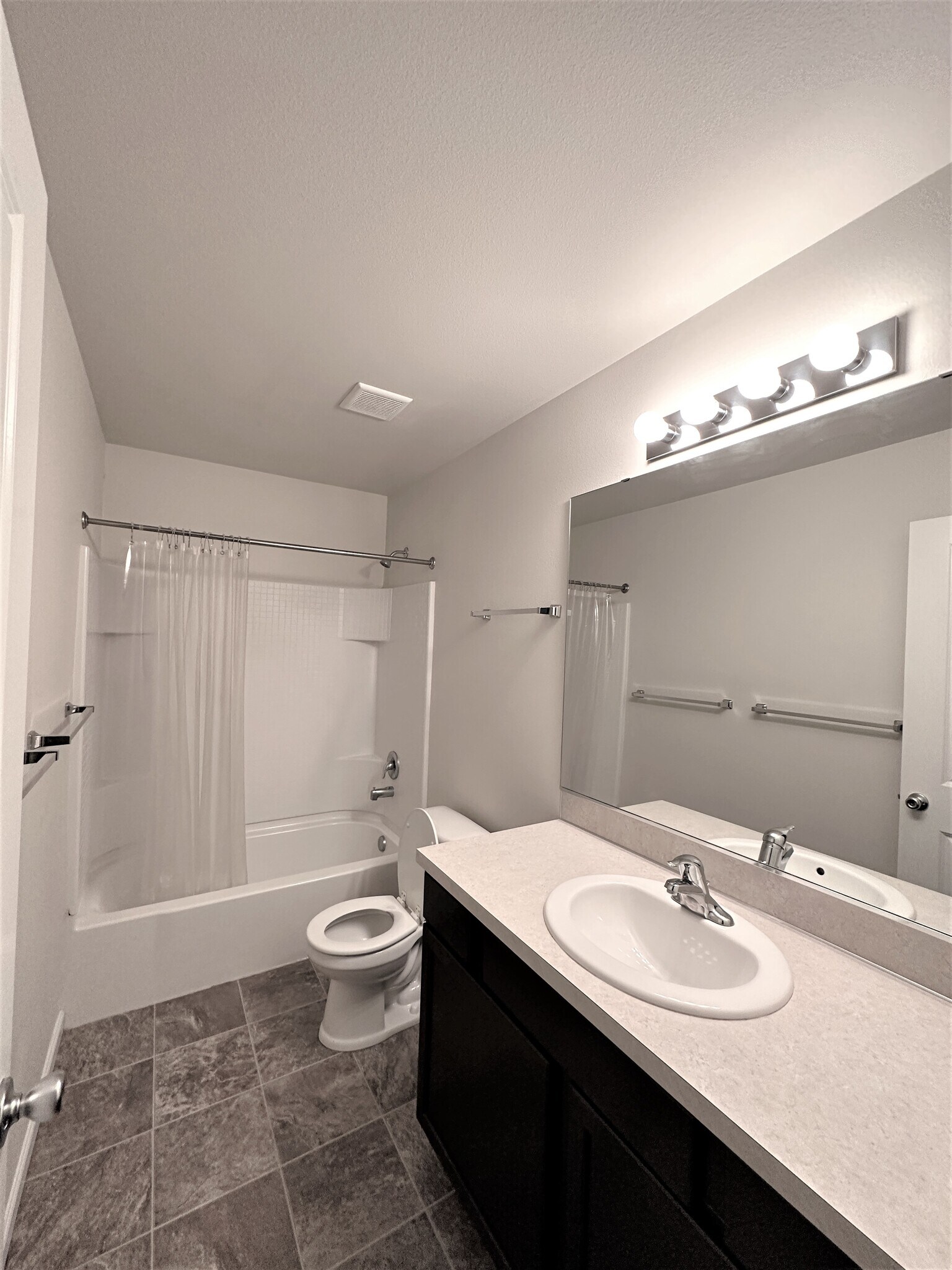 Building Photo - 8921 170th St NE