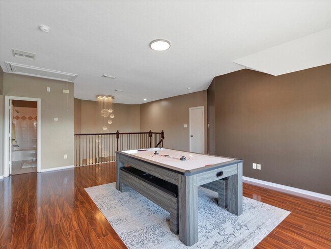 Building Photo - 18011 Darling Point Ct