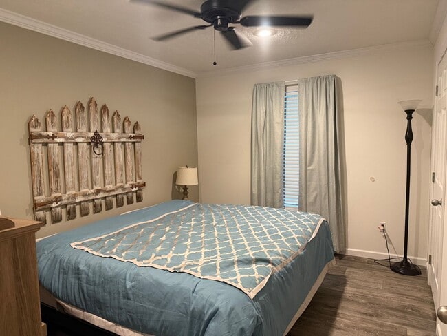 Building Photo - Quiet furnished retreat located in Erwin- Available NOW!