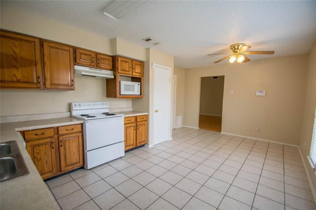 Building Photo - 816 Whitehall Dr