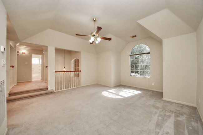 Building Photo - 1123 Spinnaker Way