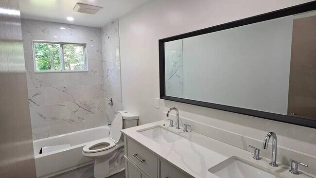 Building Photo - 5671 NY-9H