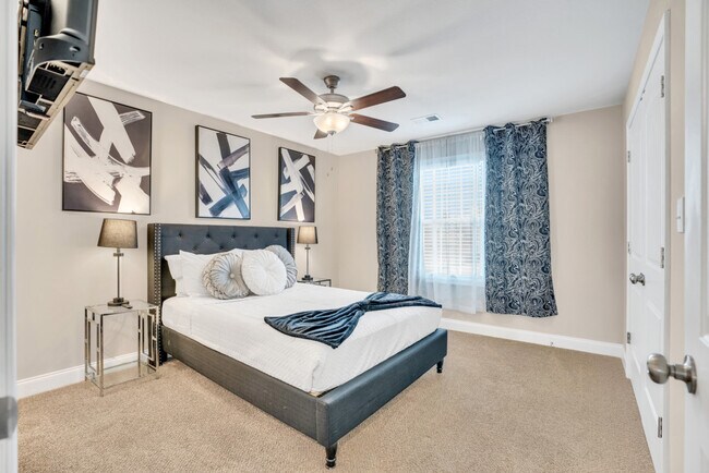 Building Photo - 541 New S Dr