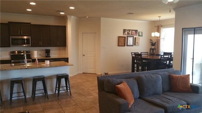 Building Photo - 10206 Alamosa Ln