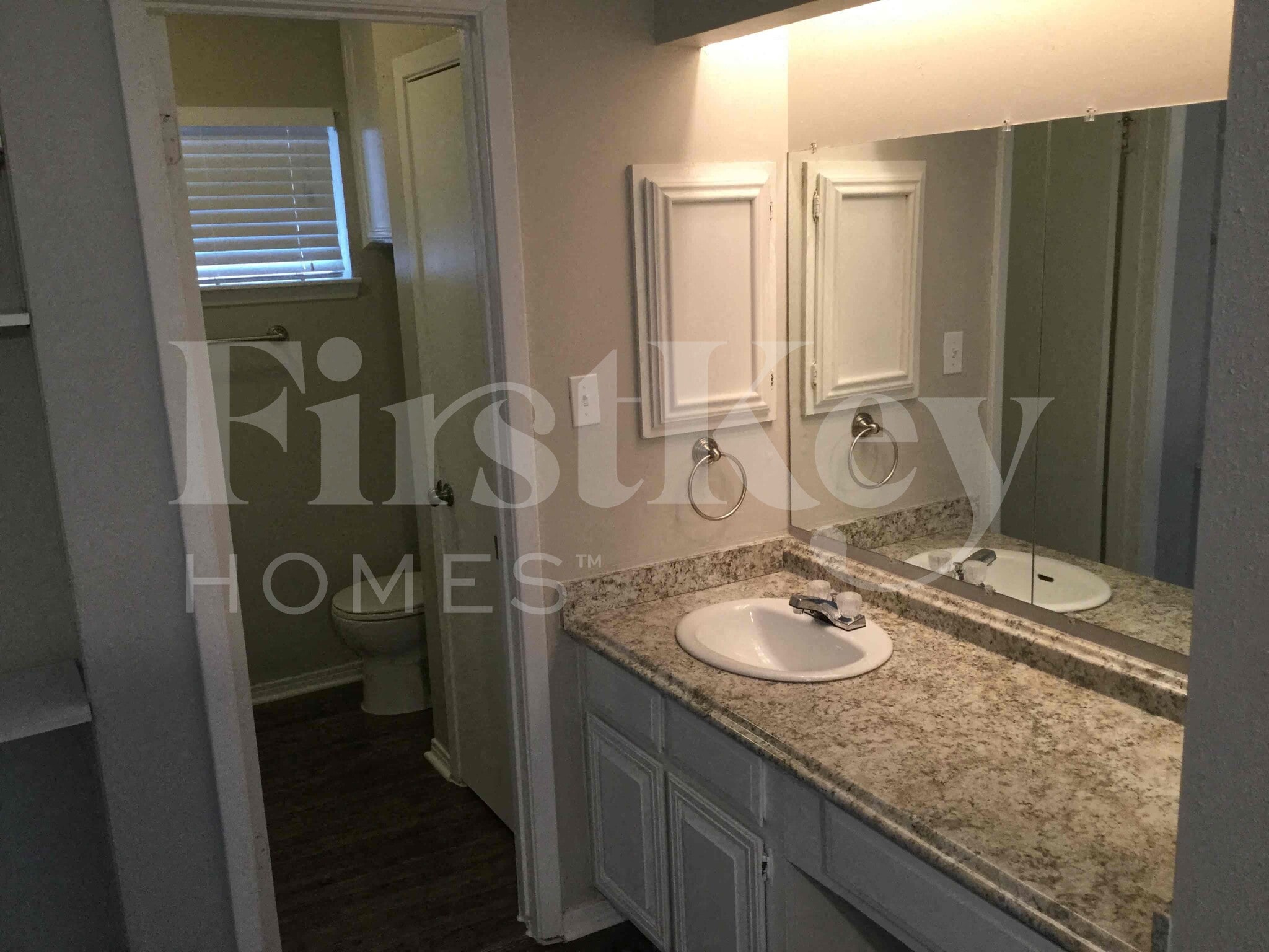 Building Photo - 5506 Maplegate Dr