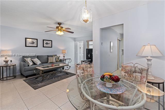 Building Photo - 161 NE 10th Ave