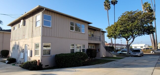 Building Photo - Midtown Ventura 2+1 Apartment near CMH