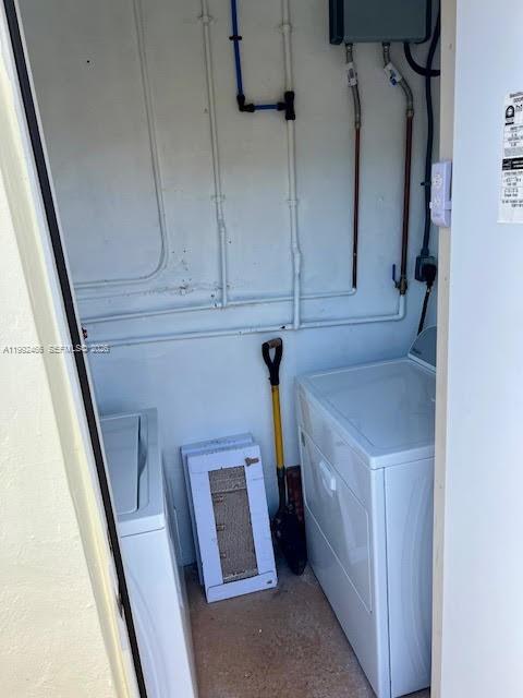 Building Photo - 6301 SW 59th Pl