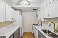 Building Photo - 5011 Sentinel Dr