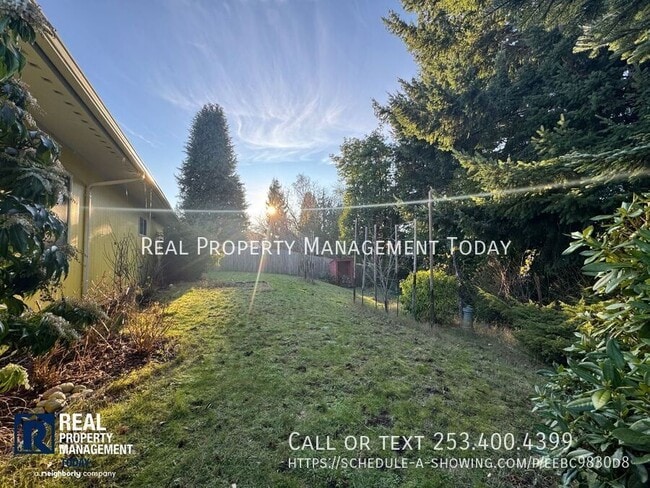 Building Photo - 1748 N Narrows Dr