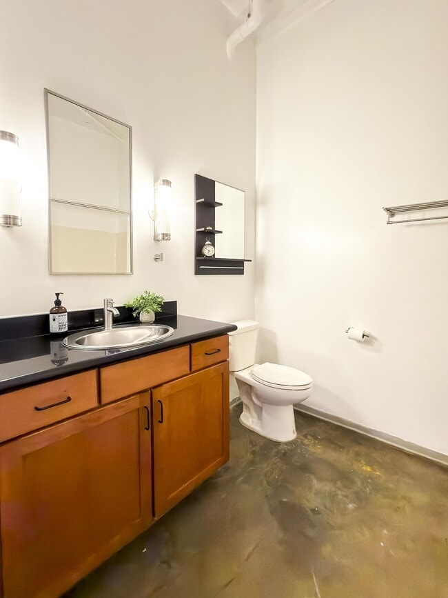 Building Photo - 420 San Pedro St