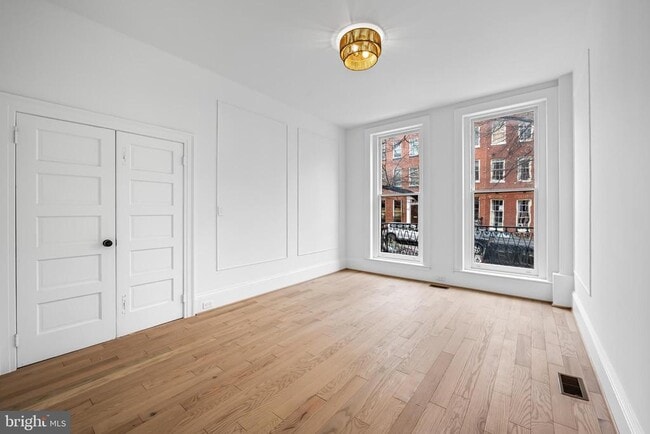 Building Photo - 1202 Bolton St