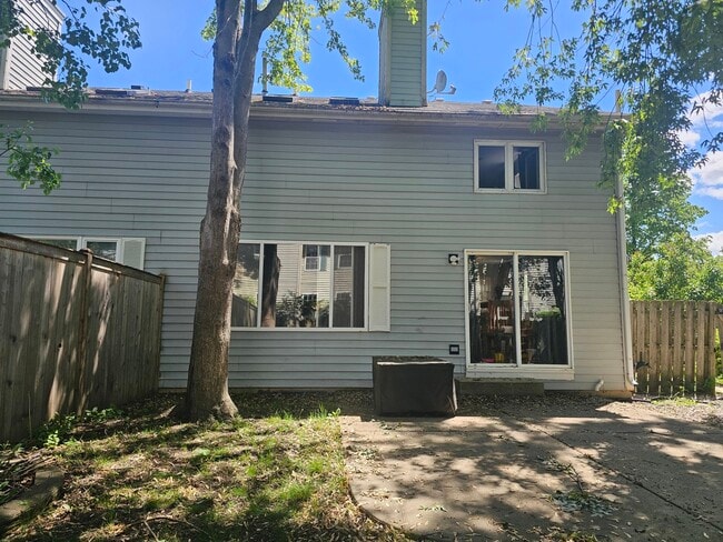 Building Photo - 1260 Derby Ln