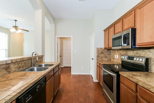 Building Photo - 1428 Muirfield Bend Dr