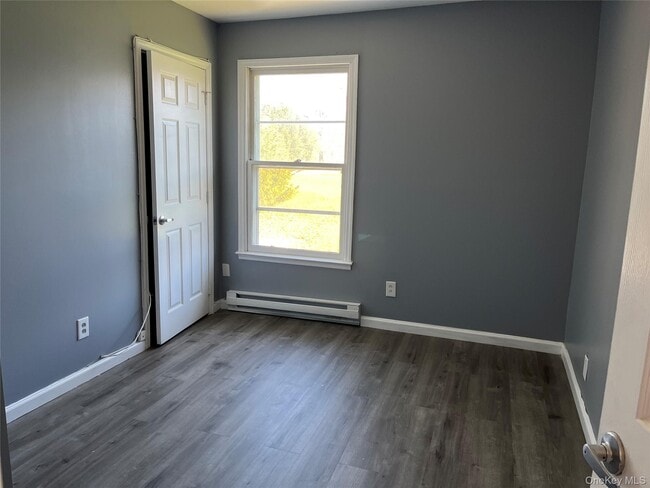 Building Photo - 310 Browns Rd