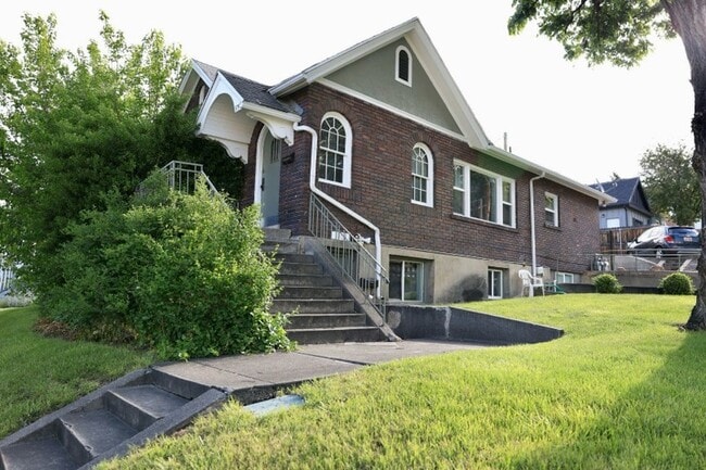 Building Photo - 379 S 1000 E