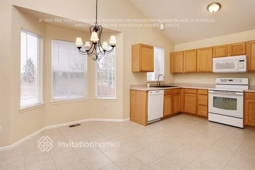 Building Photo - 1575 Brimble Dr
