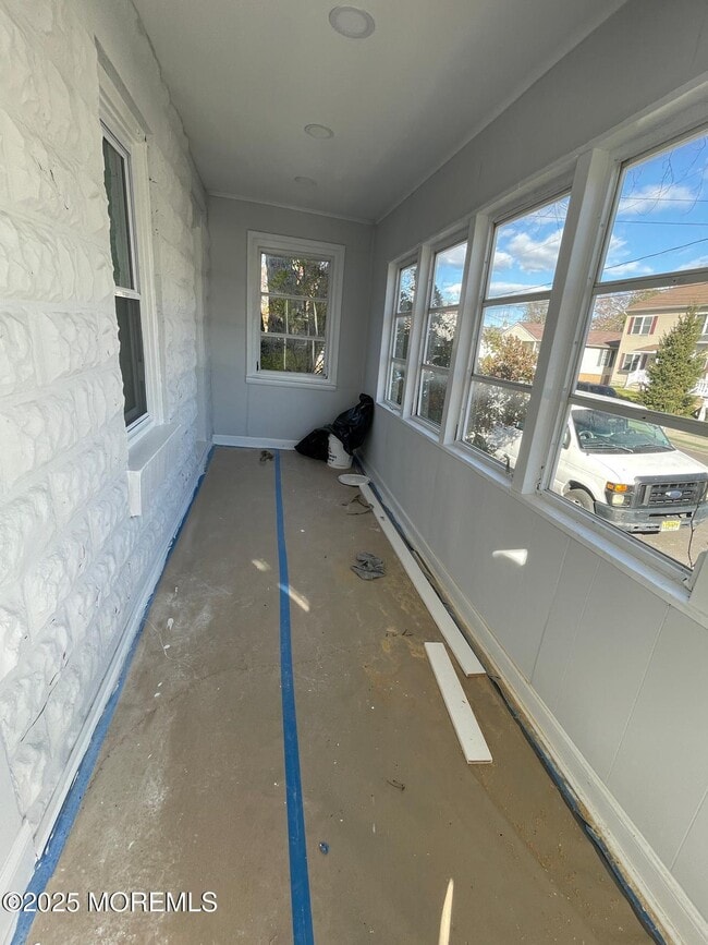 Building Photo - 405 Myrtle Ave