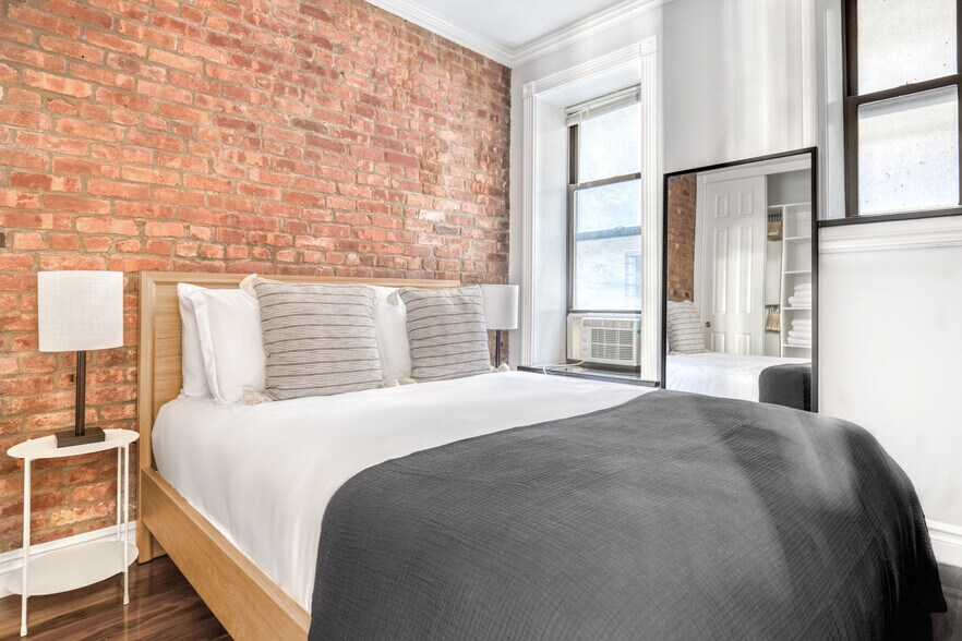 Building Photo - 20 Prince St