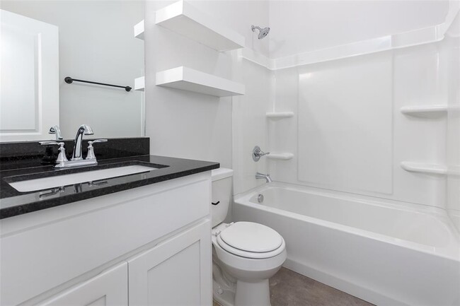 Building Photo - 2343 SW 90th Pl