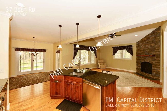 Building Photo - 37 Best Rd