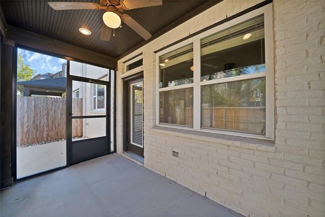 Building Photo - 2918 Merrimac St