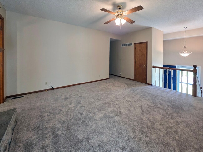 Building Photo - 7309 W 154th Terrace