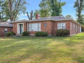 Building Photo - 1648 Orchid Ave